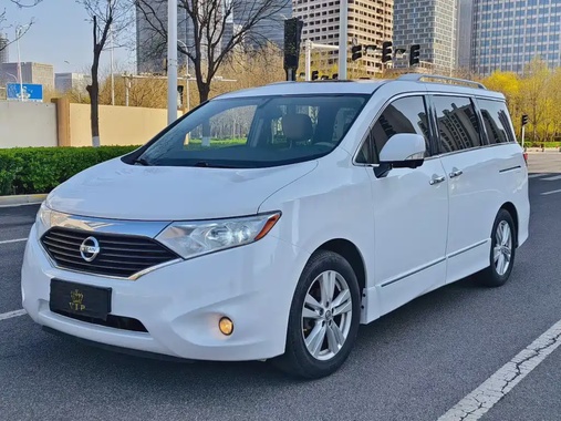 Nissan Quest 2016