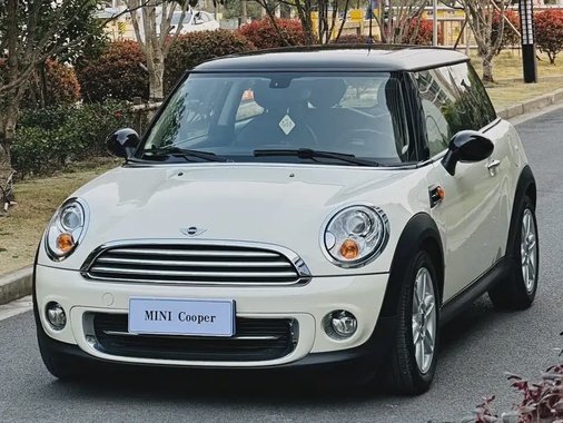 MINI Other 2012