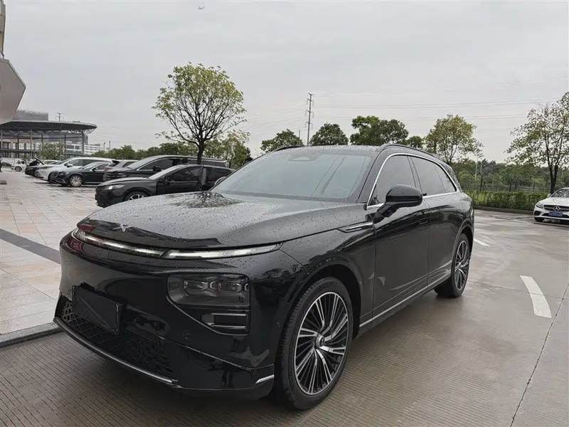 XPeng G9