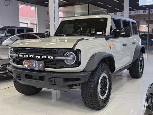 Ford Bronco 2024