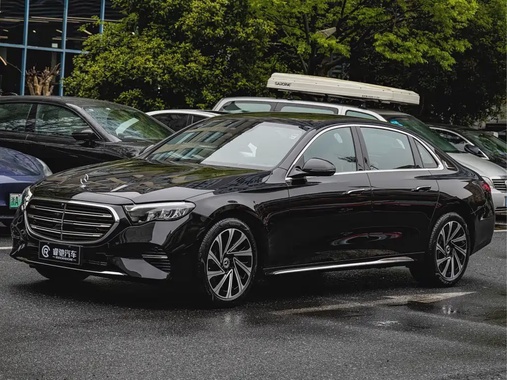 Mercedes-Benz E-Class 2024