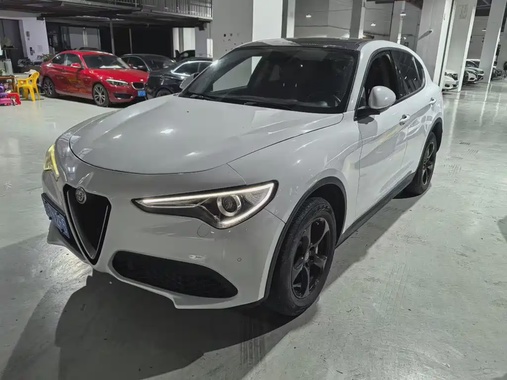 Alfa Romeo Stelvio 2019
