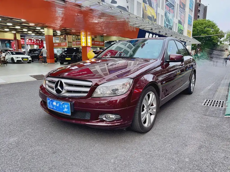 Mercedes-Benz C-Class
