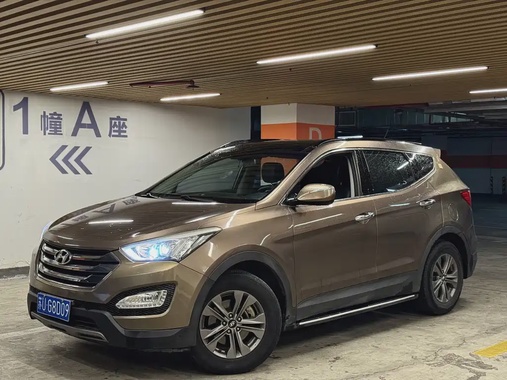 Hyundai Santa Fe 2014