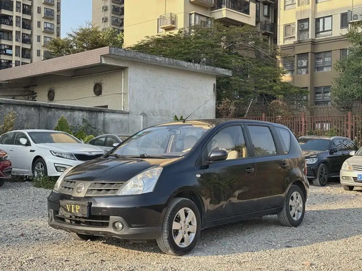 Nissan Livina 2009