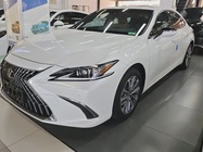Lexus ES 2023