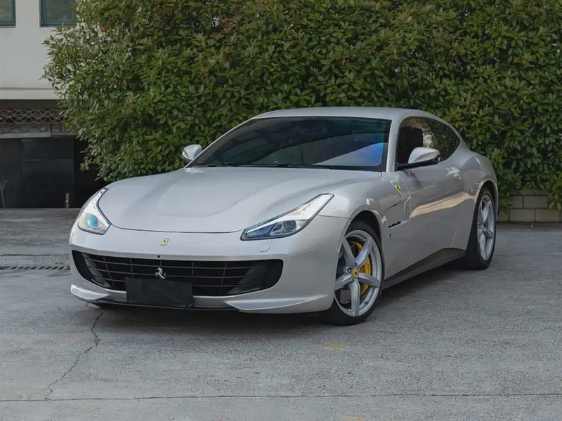 Ferrari GTC4Lusso