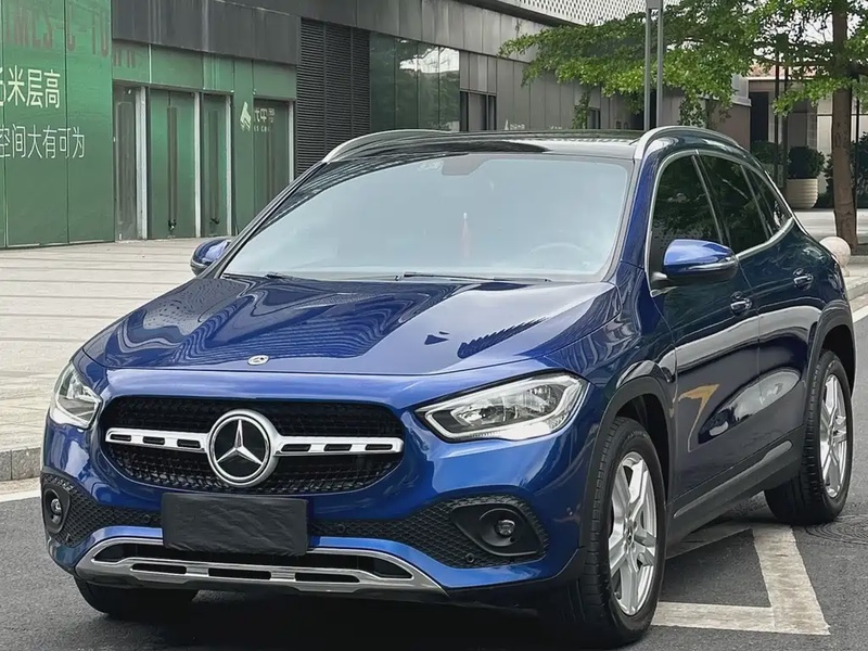 Mercedes-Benz GLA-Class