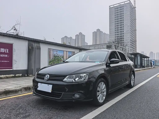 Volkswagen Sagitar 2014