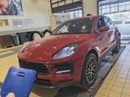 Porsche Macan 2021