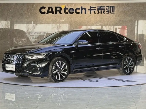 Volkswagen Passat 2022