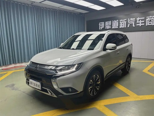 Mitsubishi Outlander 2021