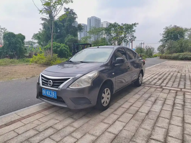 Nissan Sunny