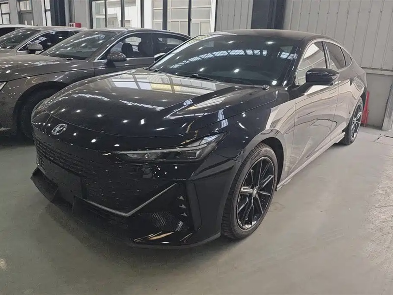 Changan UNI-V