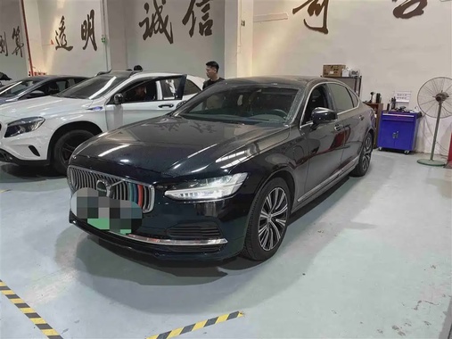 Volvo S90 2022
