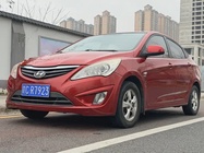 Hyundai Verna 2012