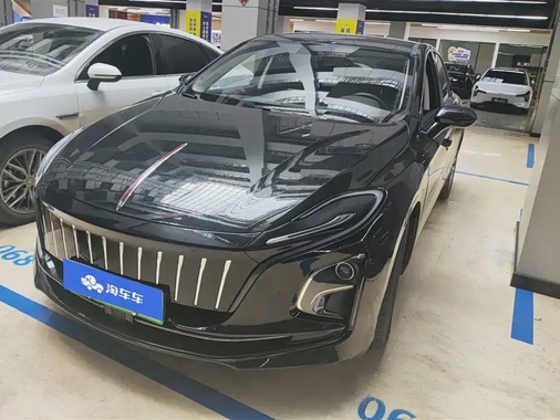 Hongqi E-QM5 2022