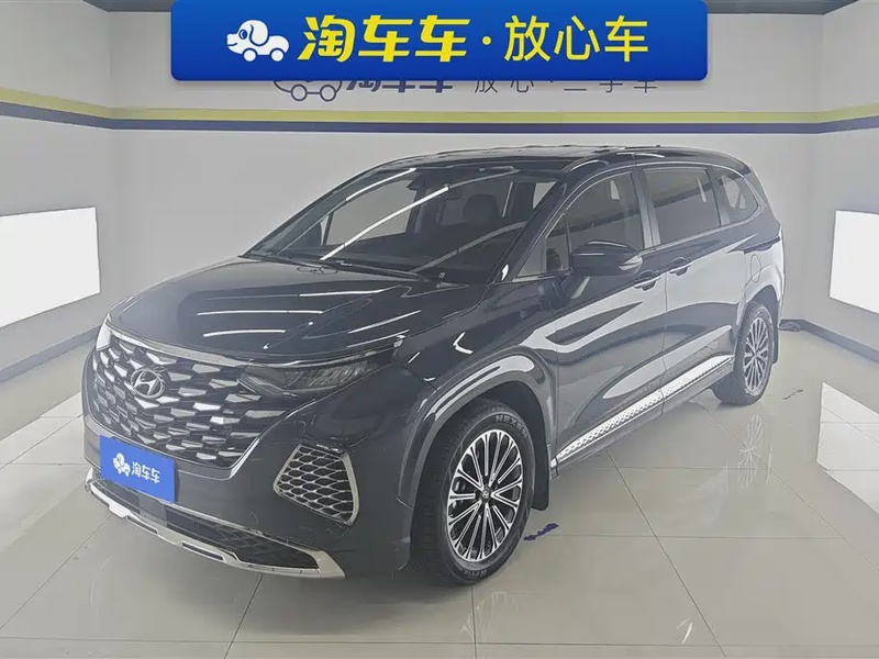 Hyundai Custo
