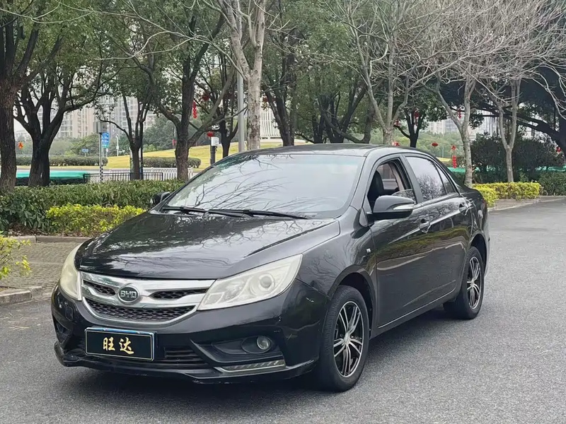 BYD Surui