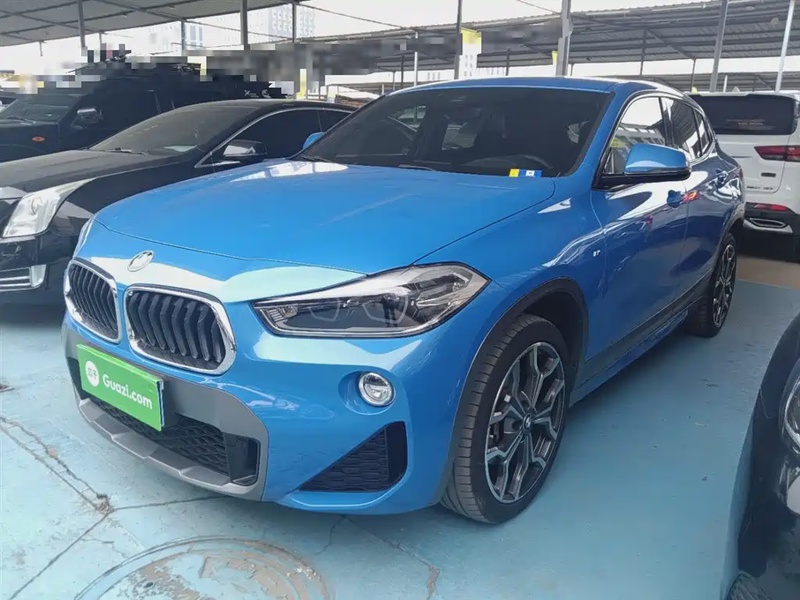 BMW X2