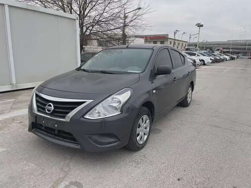 Nissan Sunny 2015