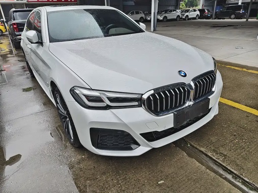 BMW 5 Series 2023