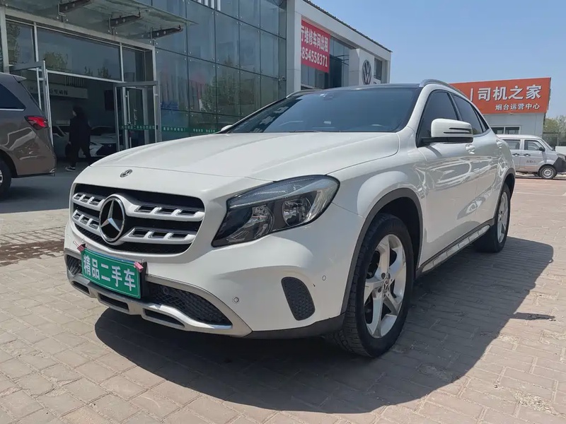 Mercedes-Benz GLA-Class