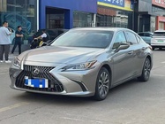 Lexus ES 2022