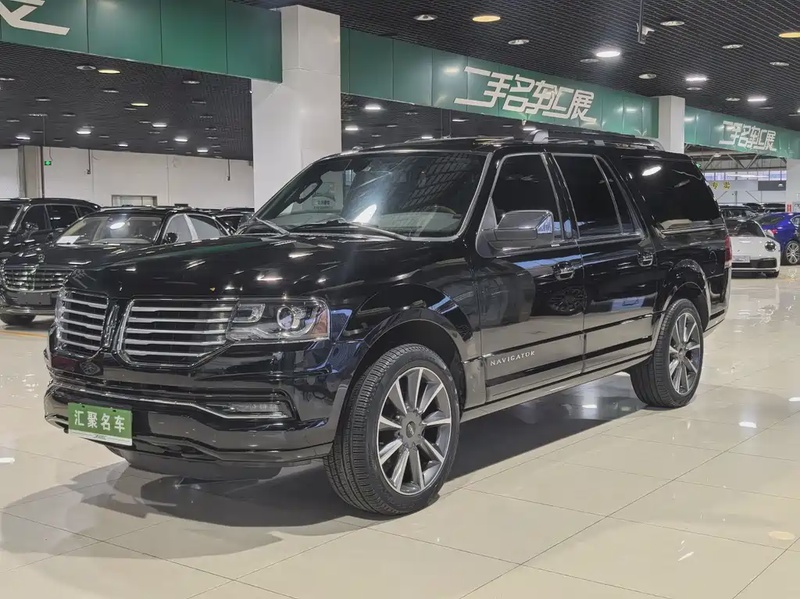 Lincoln Navigator
