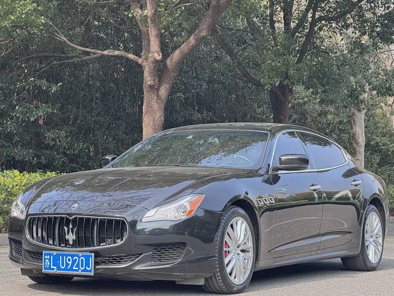 Maserati Quattroporte