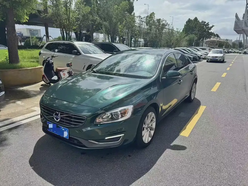 Volvo S60