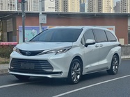 Toyota Sienna 2023