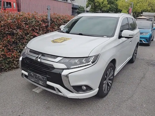 Mitsubishi Outlander 2021