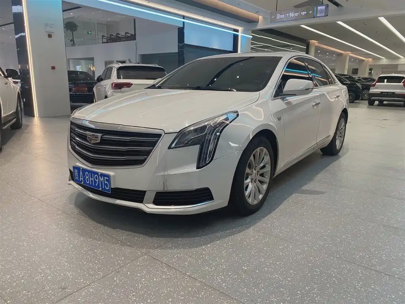 Cadillac XTS