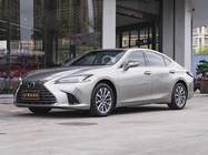Lexus ES 2025