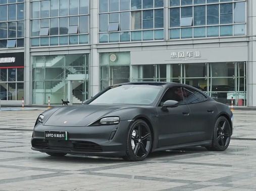 Porsche Taycan 2023