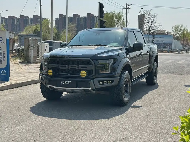 Ford F-150 Raptor
