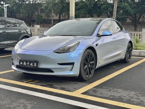 Tesla Model 3 2022