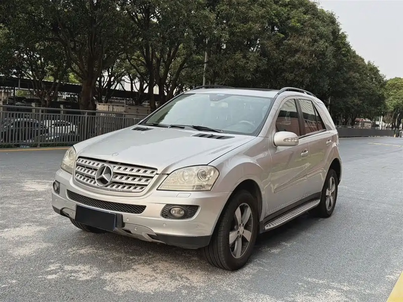 Mercedes-Benz M-Class