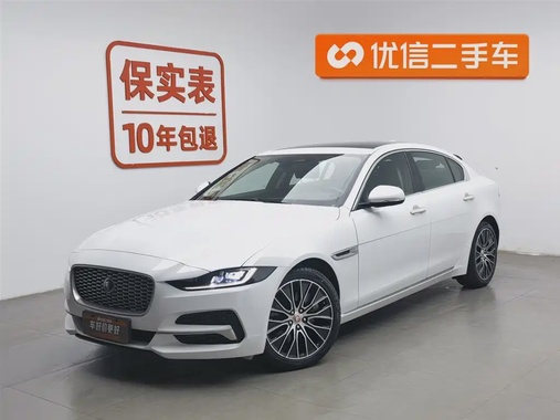 Jaguar XE 2022