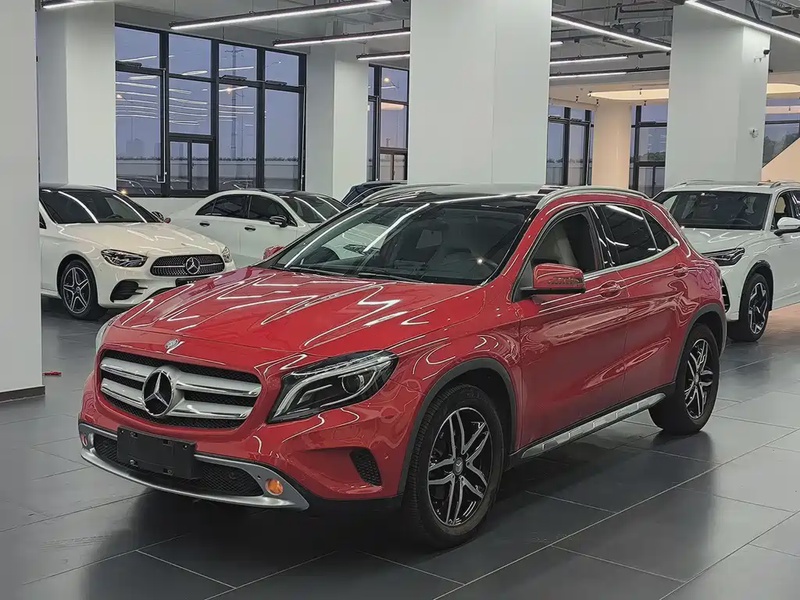 Mercedes-Benz GLA-Class