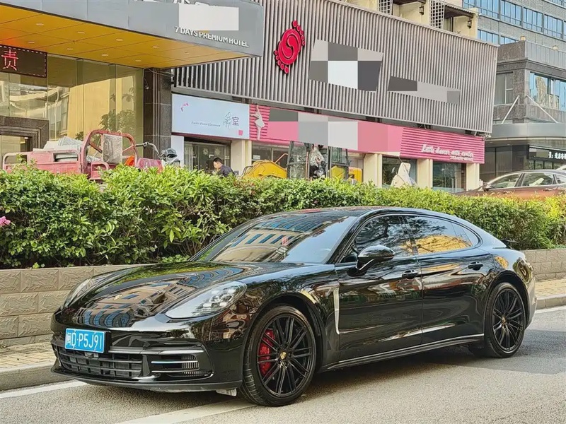 Porsche Panamera