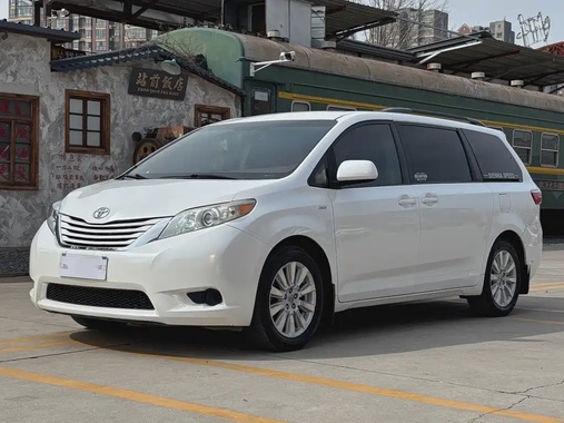 Toyota Sienna 2018
