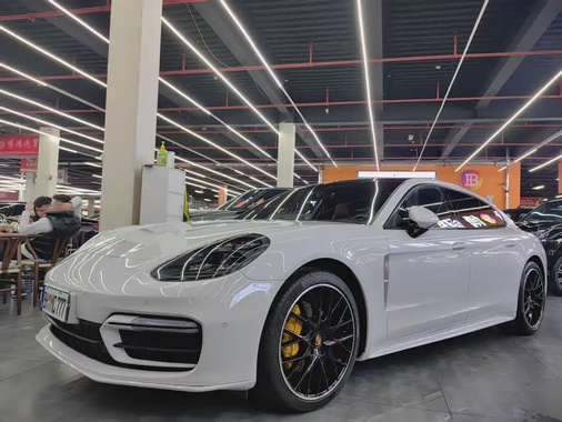 Porsche Panamera 2022