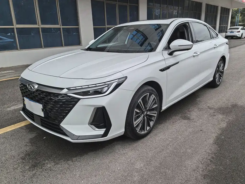 Chery Arrizo 8