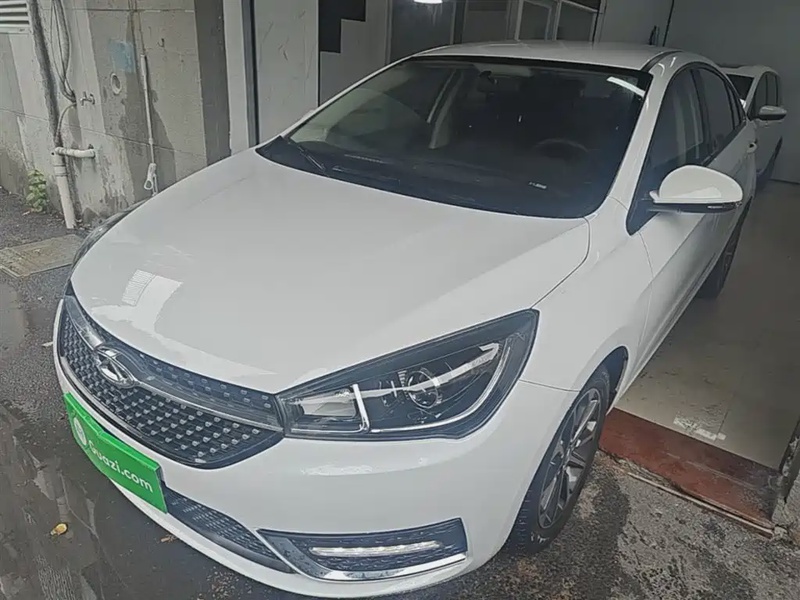 Chery Arrizo 5