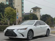 Lexus ES 2024