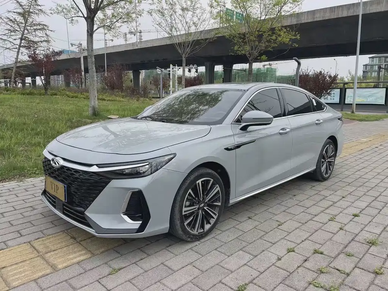 Chery Arrizo 8