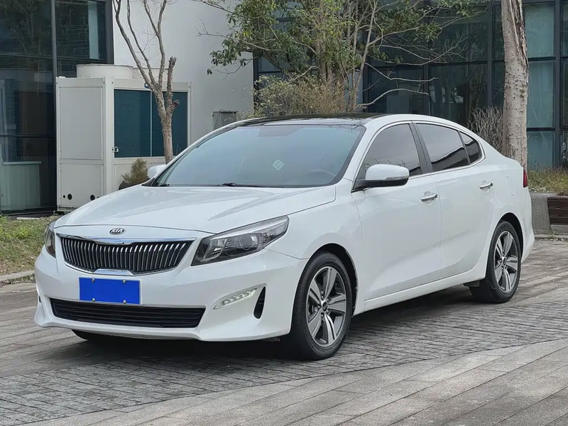 Kia K4