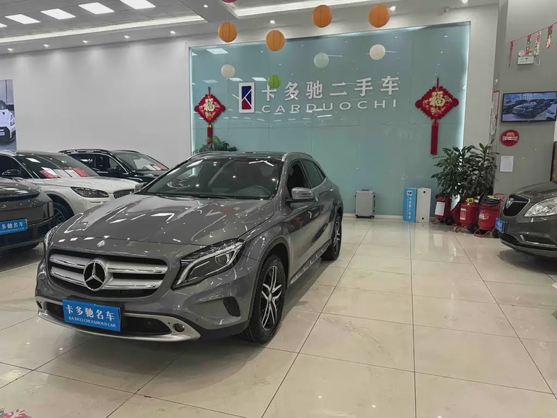 Mercedes-Benz GLA-Class